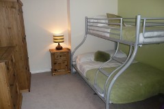 4 Hanbury Lodge picture 5