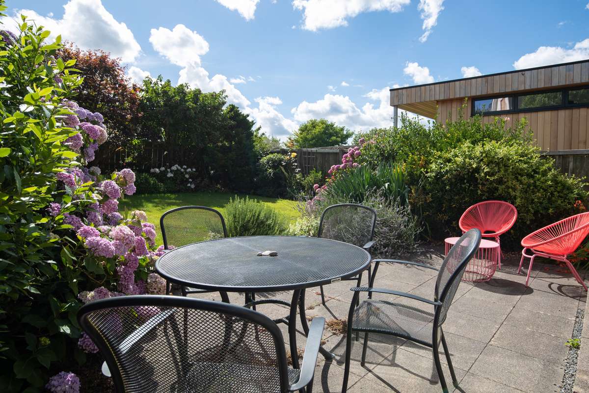 Ballyroan - Peaceful, Dog Friendly Cottage