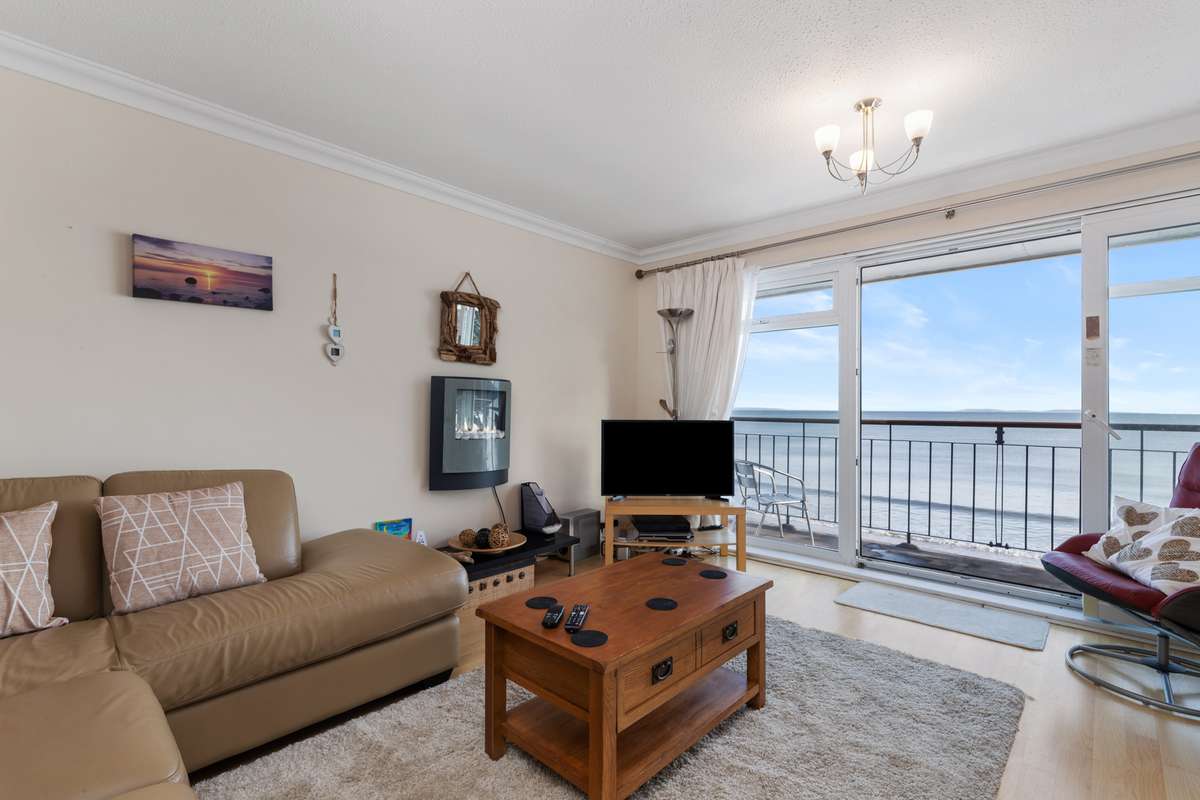 On The Beach - Direct Beach Access, Spectacular Sea Views