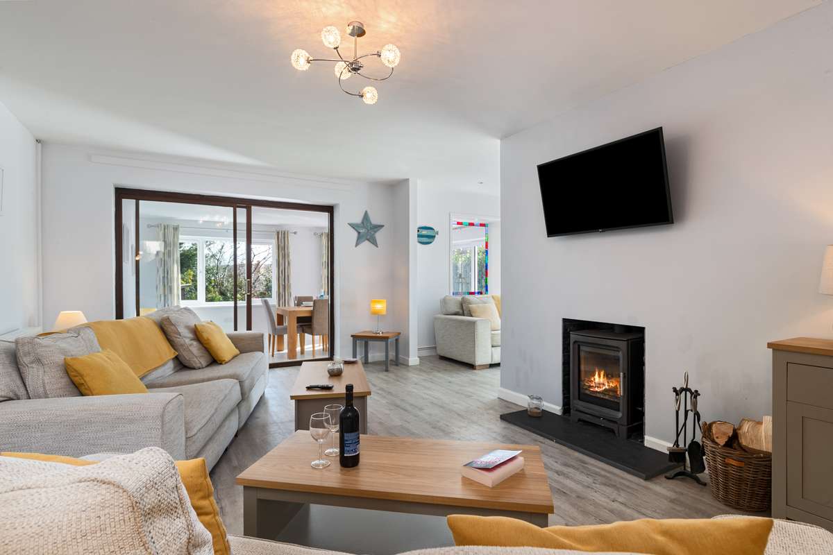 Sêr Môr - Saundersfoot cottage, pet friendly