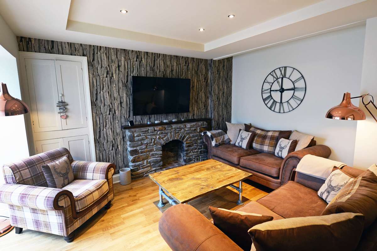 8 Culver Park - Tenby Cottage, Close to Beach