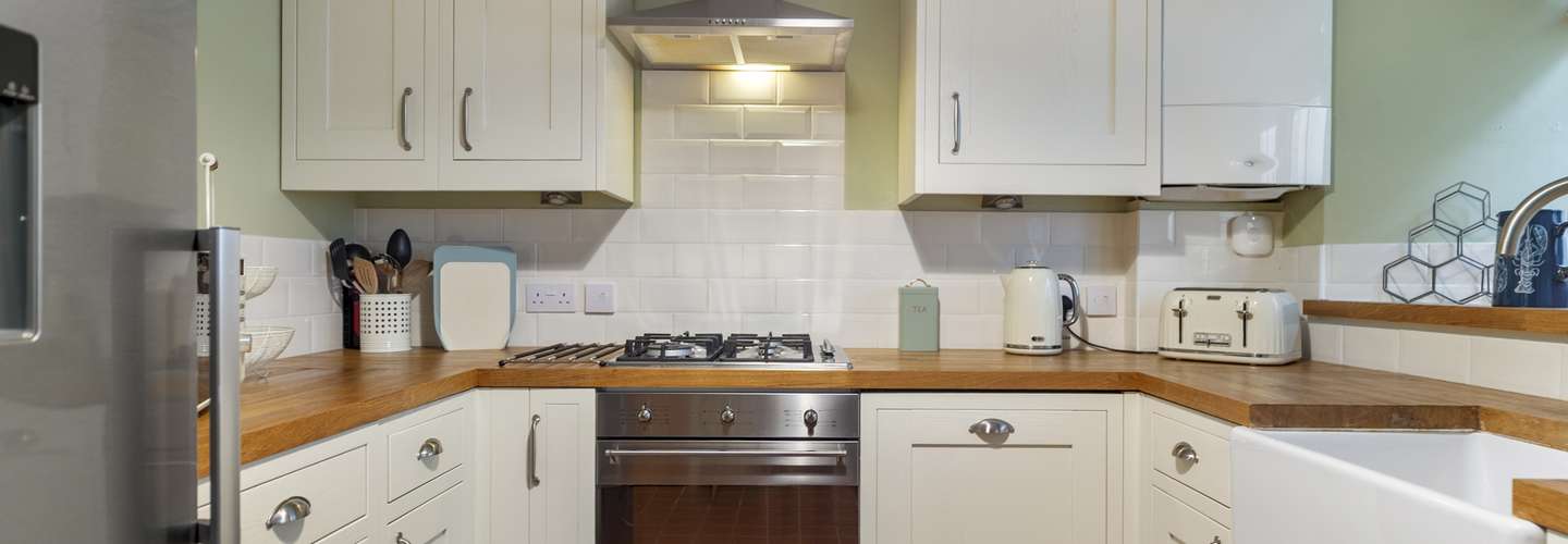 1 Belmont - Town Centre, Close to beach & shops