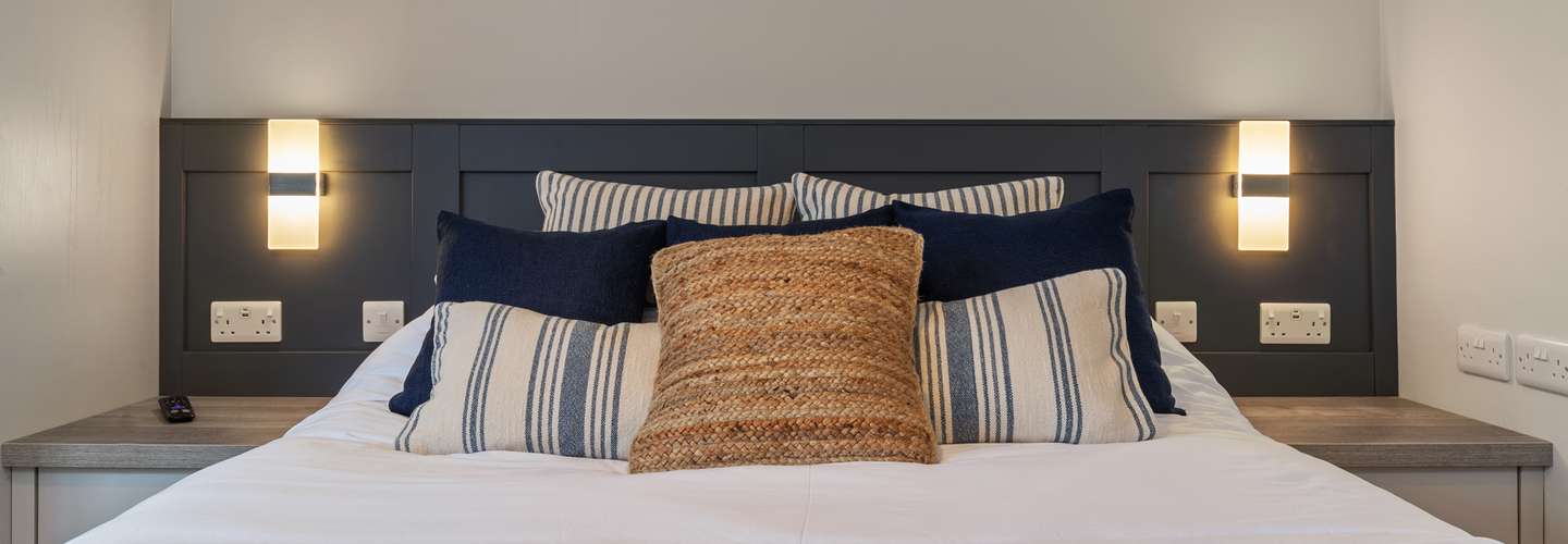 Golwg Y Môr - Sea View Cottage, Hot Tub, Dog Friendly, Parking