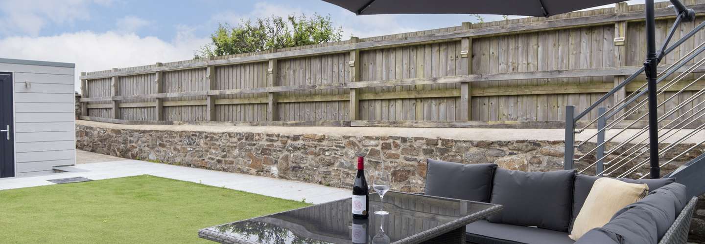 Monkstone View - Direct Beach Access, Close to Village