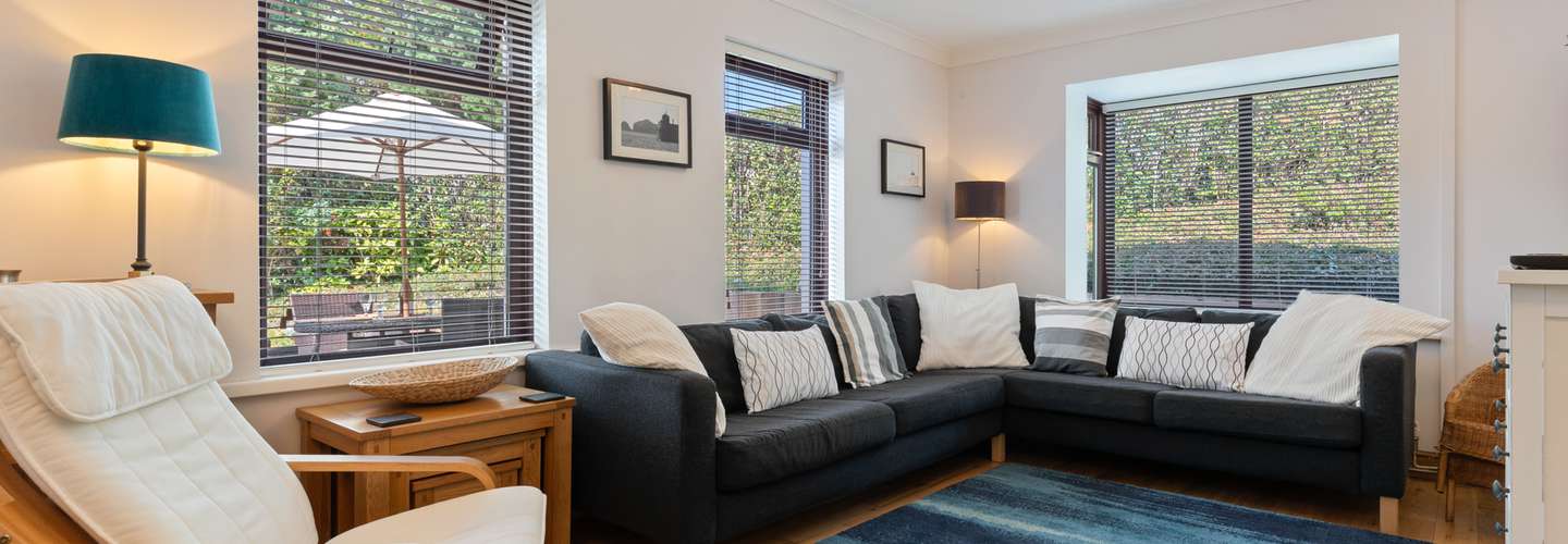 Hafan Heli - Luxury Cottage, Near to Beach - Luxury Cottage, parking, dog friendly