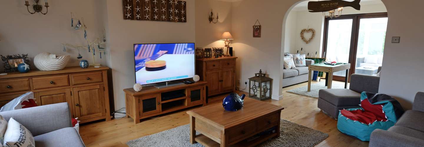 Swallow Dale - Large cottage, WiFi, parking