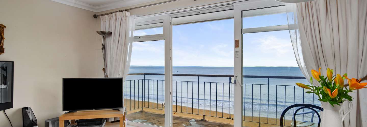 On The Beach - Direct Beach Access, Sea Views - Direct Beach Access, Spectacular Sea Views