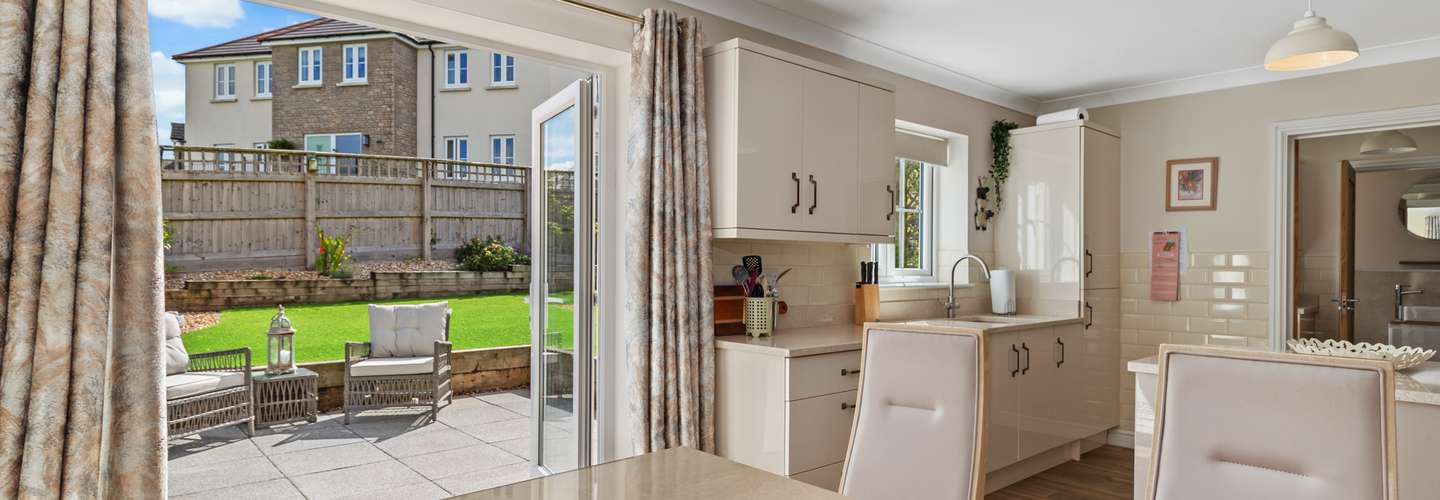 Garden Meadows - Beautiful Family Cottage - Beautiful Tenby Cottage