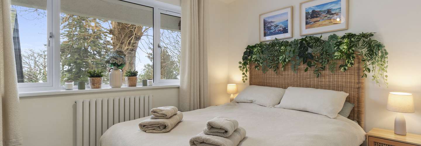 3 Monkstone Court - Close to village and beach