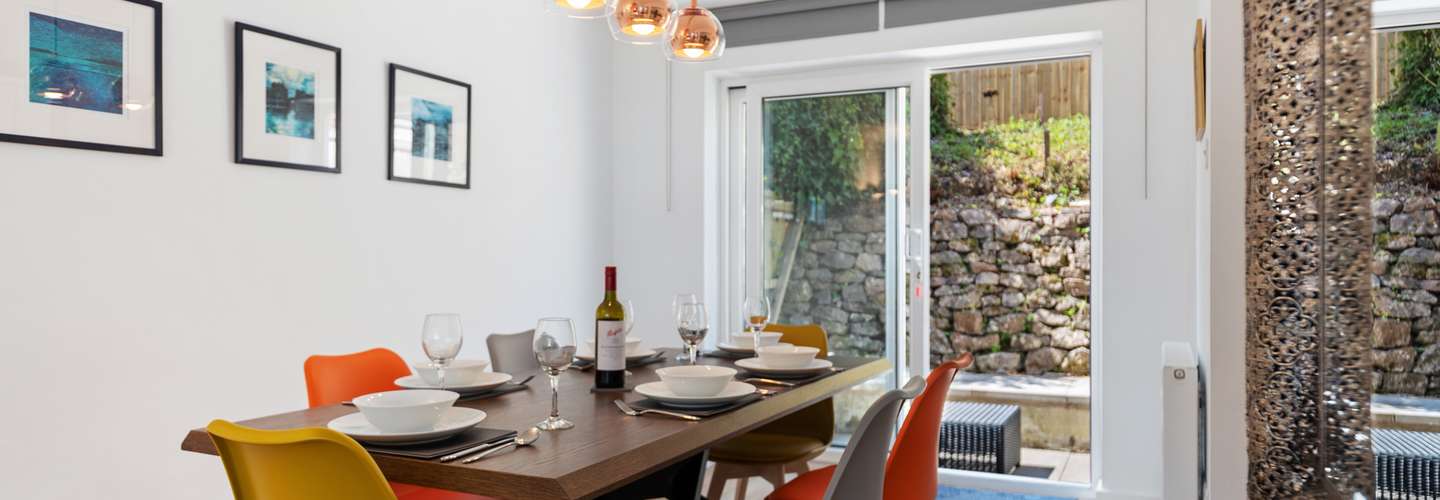 Merlins Gardens - Close to town and beaches