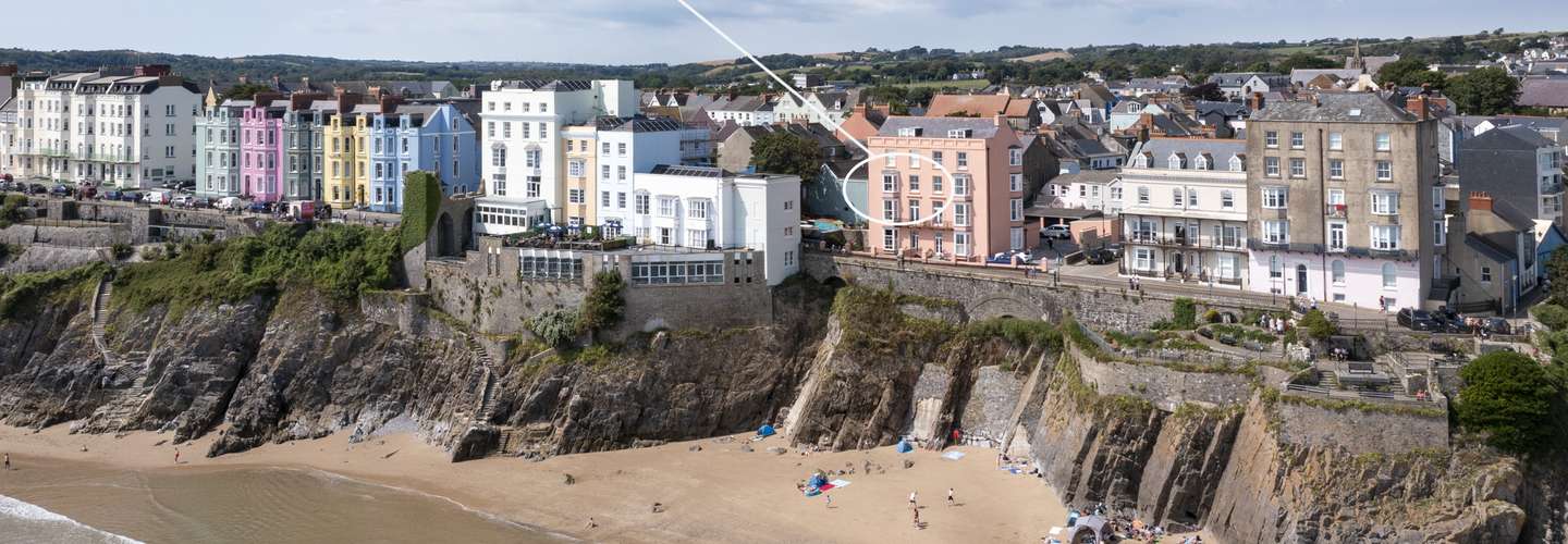 6 Paragon Court - Seafront Apartment