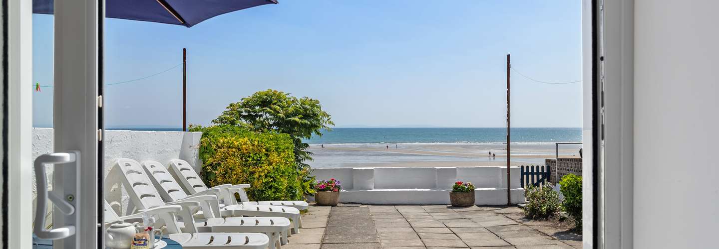 Strand Cottage - Saundersfoot property, direct beach access