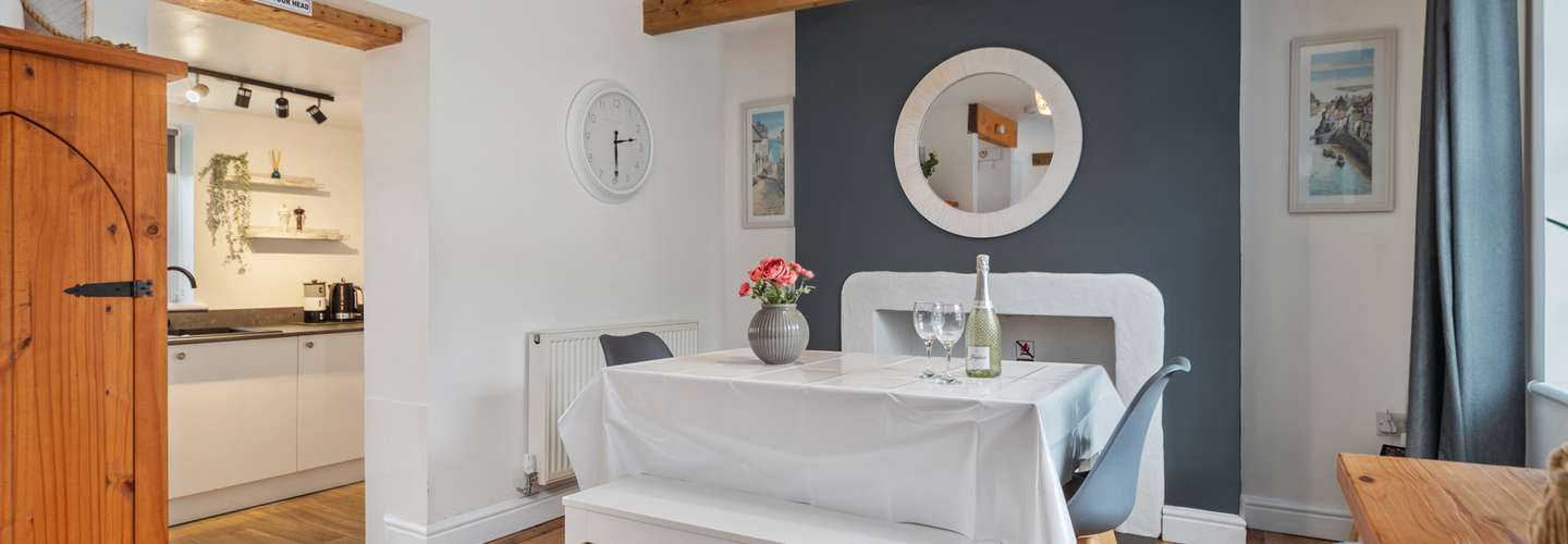 Ocean Cottage - Walk to Beach, Countryside Views