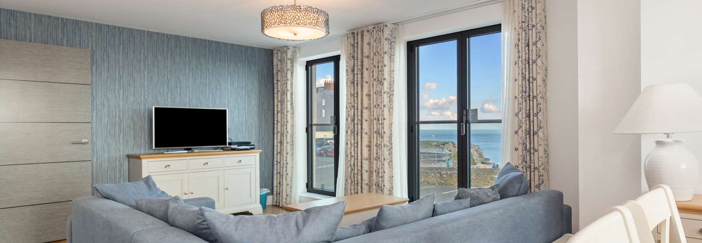 Apartment 8 Waterstone House - Luxury Apartment, Sea Views, Pet Friendly - Luxury Apartment, Sea Views, Pet Friendly