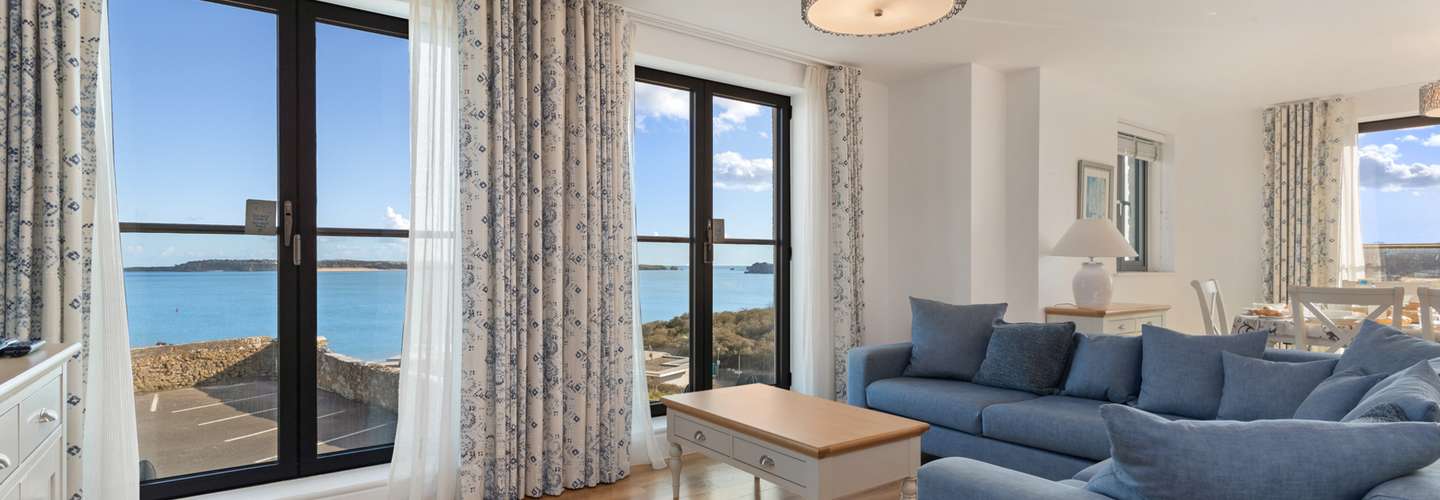 Apartment 8 Waterstone House - Luxury Apartment, Sea Views, Pet Friendly - Luxury Apartment, Sea Views, Pet Friendly