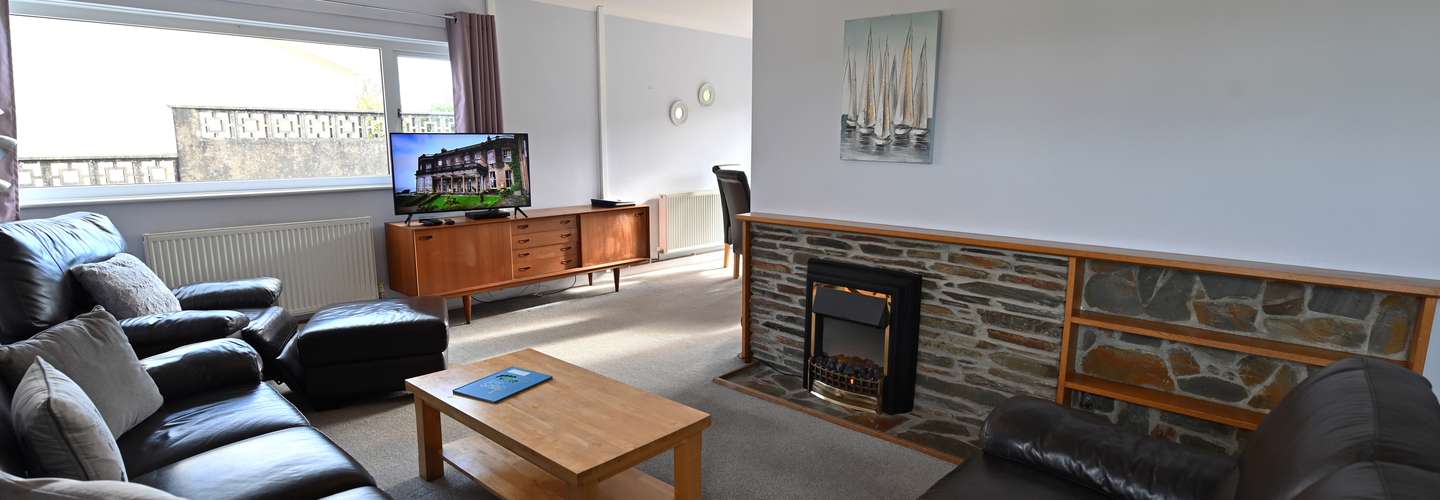 Glan Heulog - Near to Beach, Pet Friendly