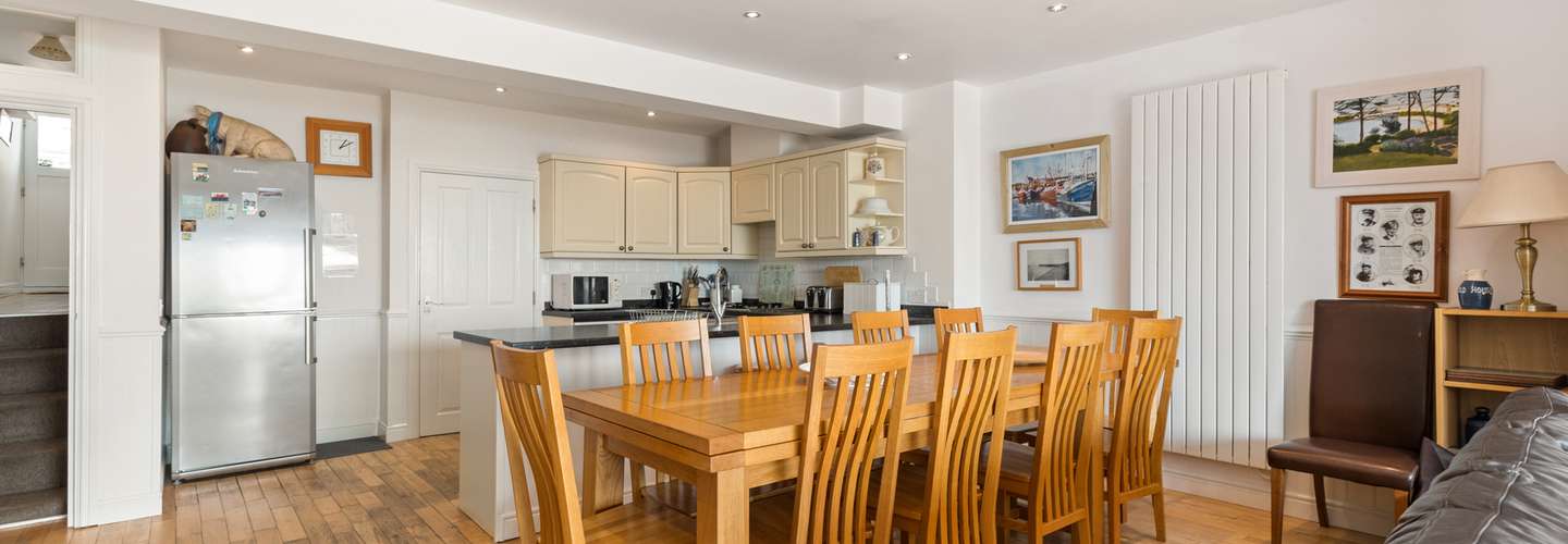 Kilmore - Beach Front House, Direct Beach Access, Spectacular Sea Views