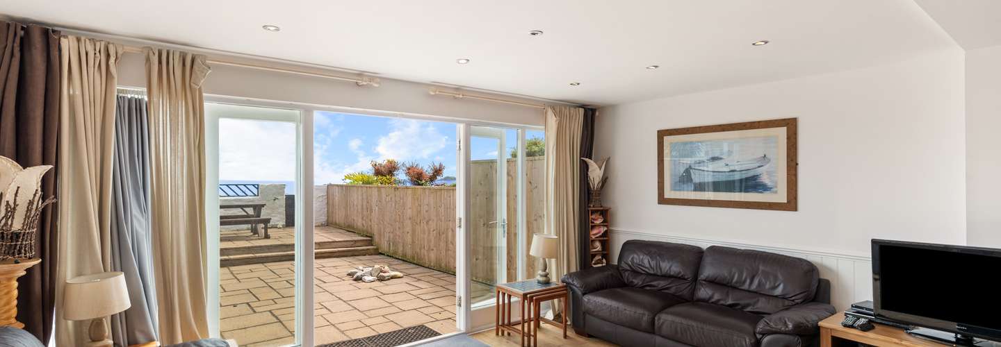 Kilmore - Beach Front House, Direct Beach Access, Spectacular Sea Views