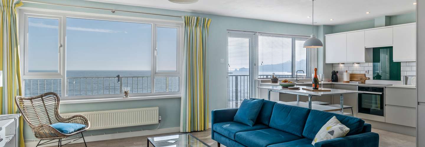 Dolphins Apartment - Spectacular Sea Views - Sea View Apartment Saundersfoot