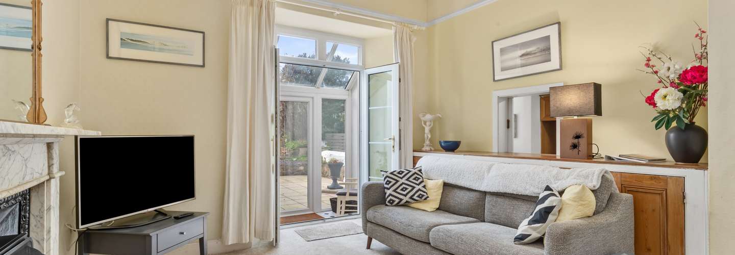 Little Rosemount - Close to town, beach and shops