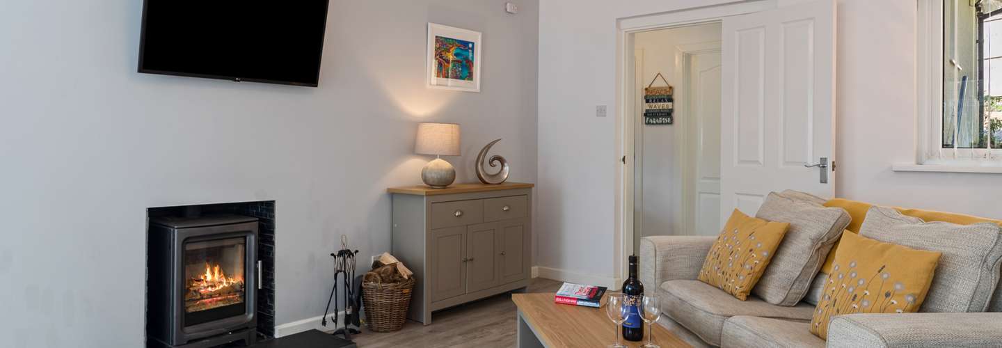 Sêr Môr - Peaceful Cottage with Log Burner - Saundersfoot cottage, pet friendly