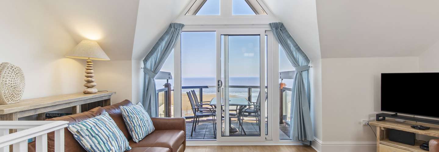 Schooner House - Schooner House - Panoramic Sea Views and Parking