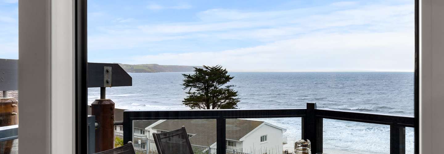 Schooner House - Schooner House - Panoramic Sea Views and Parking