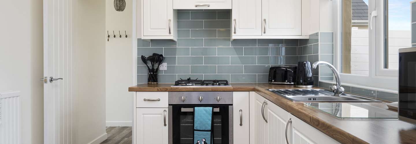 Bramble Cottage - Peaceful, Dog Friendly Cottage
