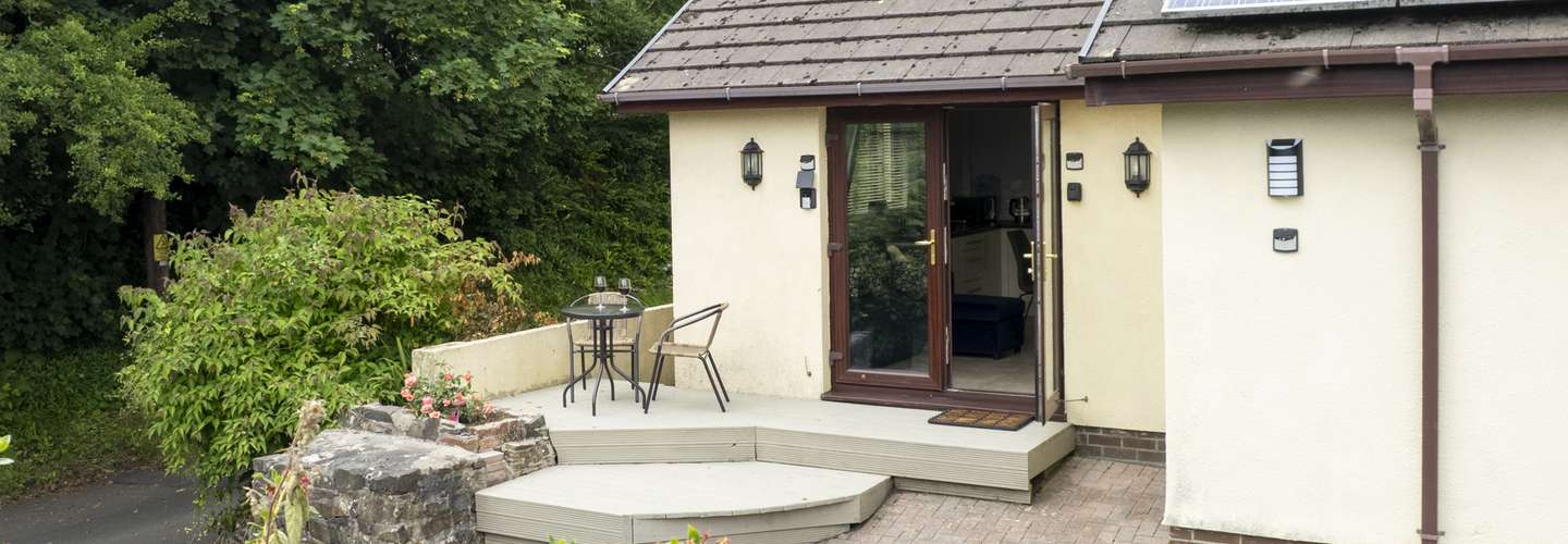 The Willows - Cosy Retreat, Close to Village and Beach