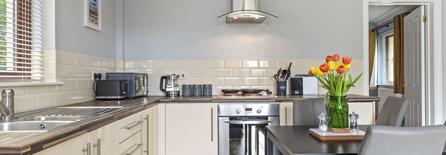 The Willows - Cosy Retreat, Close to Village and Beach