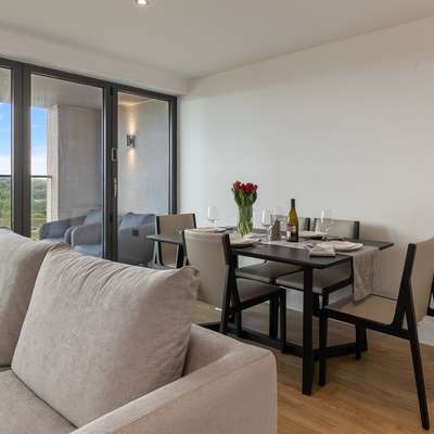 Apartment 10 Waterstone House - Luxury Apartment with Sea Views