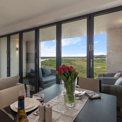 Apartment 10 Waterstone House - Sea Views - Luxury Apartment with Sea Views