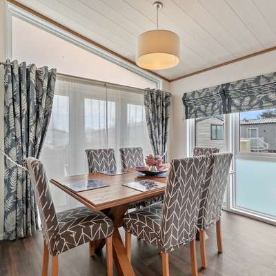 Cormorant - Luxury Lodge, Close to the Beach