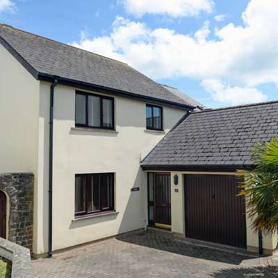 Swallow Dale - Large cottage, WiFi, parking