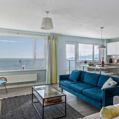 Dolphins Apartment - Sea View Apartment Saundersfoot