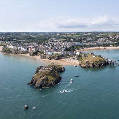 1 Belmont - Town Centre, Close to beach & shops