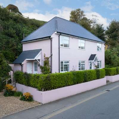 Ruby Cottage - Beachside Cottage with Views - Beachside Cottage with Views