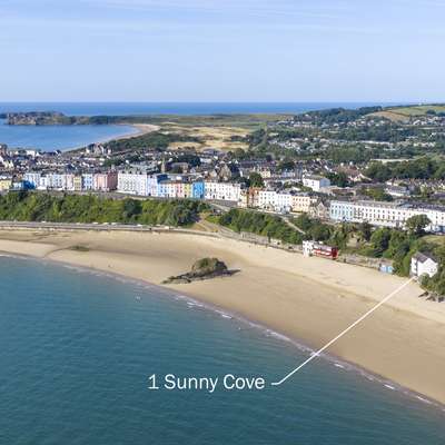 1 Sunny Cove - Direct Beach Access, Sea Views