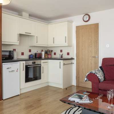 Beachside - Sea View Apartment