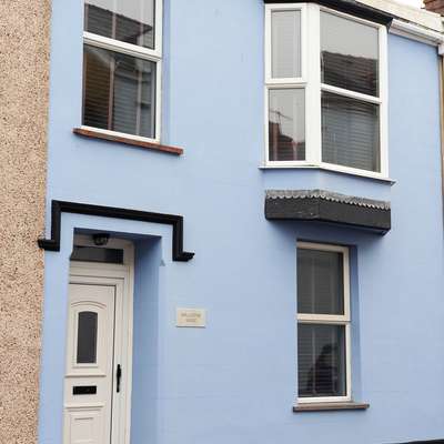 8 Culver Park - Tenby Cottage, Close to Beach