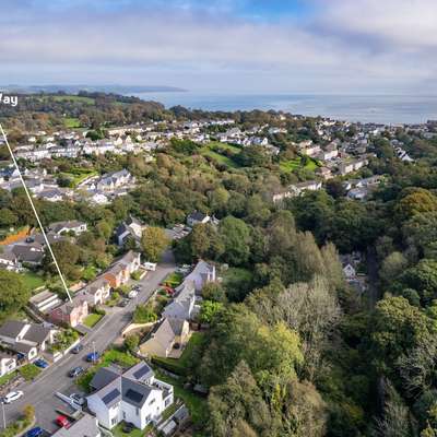 Oaklands - Lovely Cottage, Walk to Beach