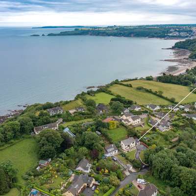 The Hollies - Short Walk to Beach, Peaceful Location, Parking