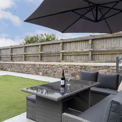 Monkstone View - Direct Beach Access, Close to Village