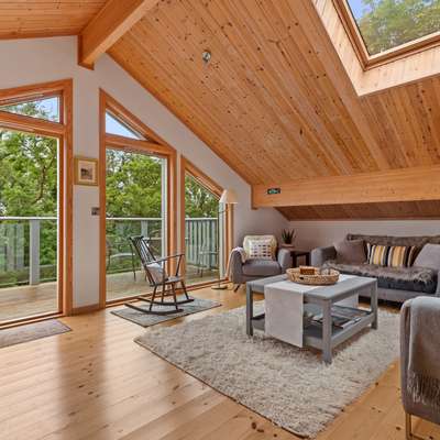 The Rowan - Luxury Lodge and Woodland Views - Luxury Lodge, Golf Course Views, Restaurant and Spa Facilites