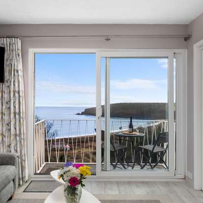 Freshwater Bay  - Sea View Apartment - Freshwater East sea views apartment