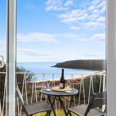 Freshwater Bay  - Sea View Apartment - Freshwater East sea views apartment