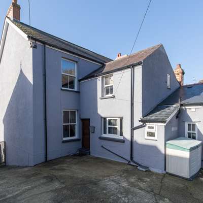 Cartref - Beautiful Cottage, Hot Tub, Countryside Views