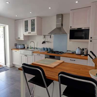 Valley Retreat - Peaceful Cottage, Walk to Beach - Saundersfoot Cottage, Pembrokeshire
