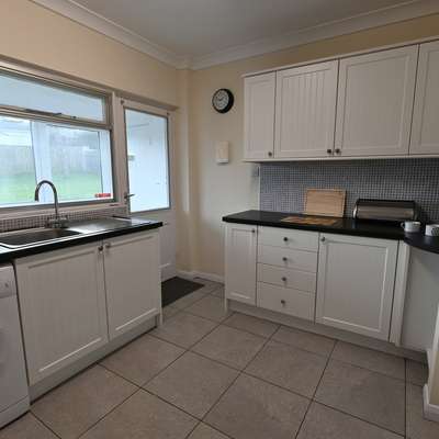 Glan Heulog - Near to Beach, Pet Friendly