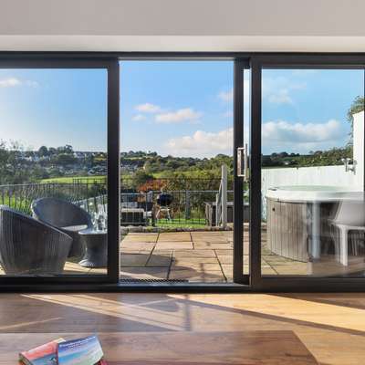 Cartref - Beautiful Cottage, Hot Tub, Countryside Views